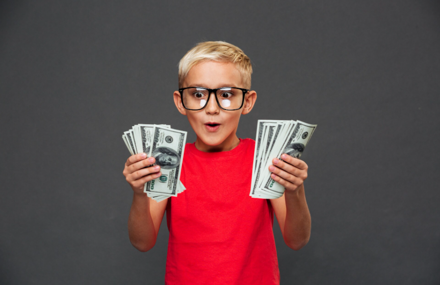 How to Build a Baby Budget Without Losing Your Financial Footing